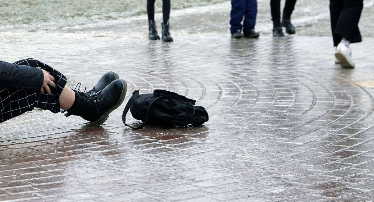 Slip and Fall on a New York City Sidewalk Who's Liable?